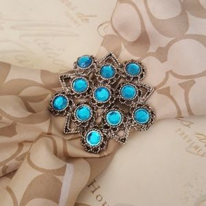 Stunning Vintage Blue Brooch
